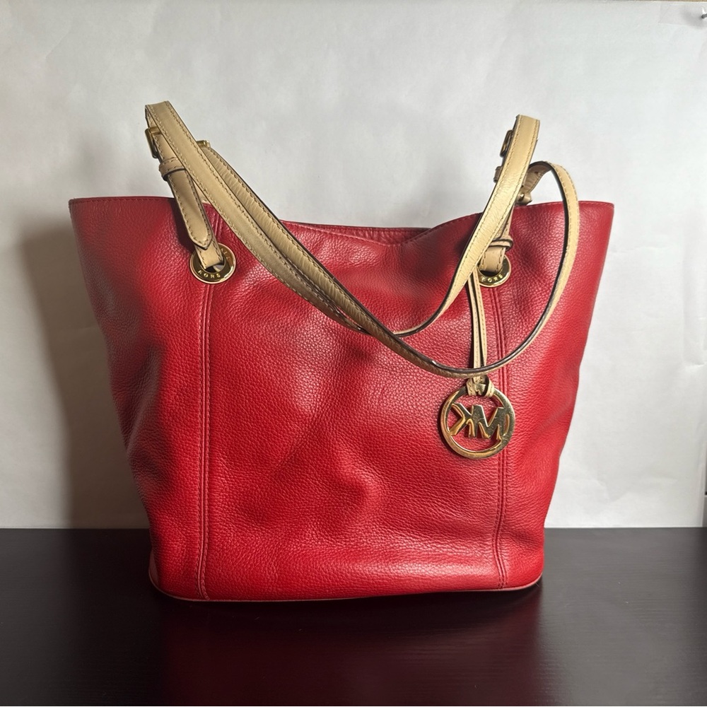 Michael Kors Jet Set Large Tote in Red & Tan‎ Leather Straps Purse Shoulder Bag